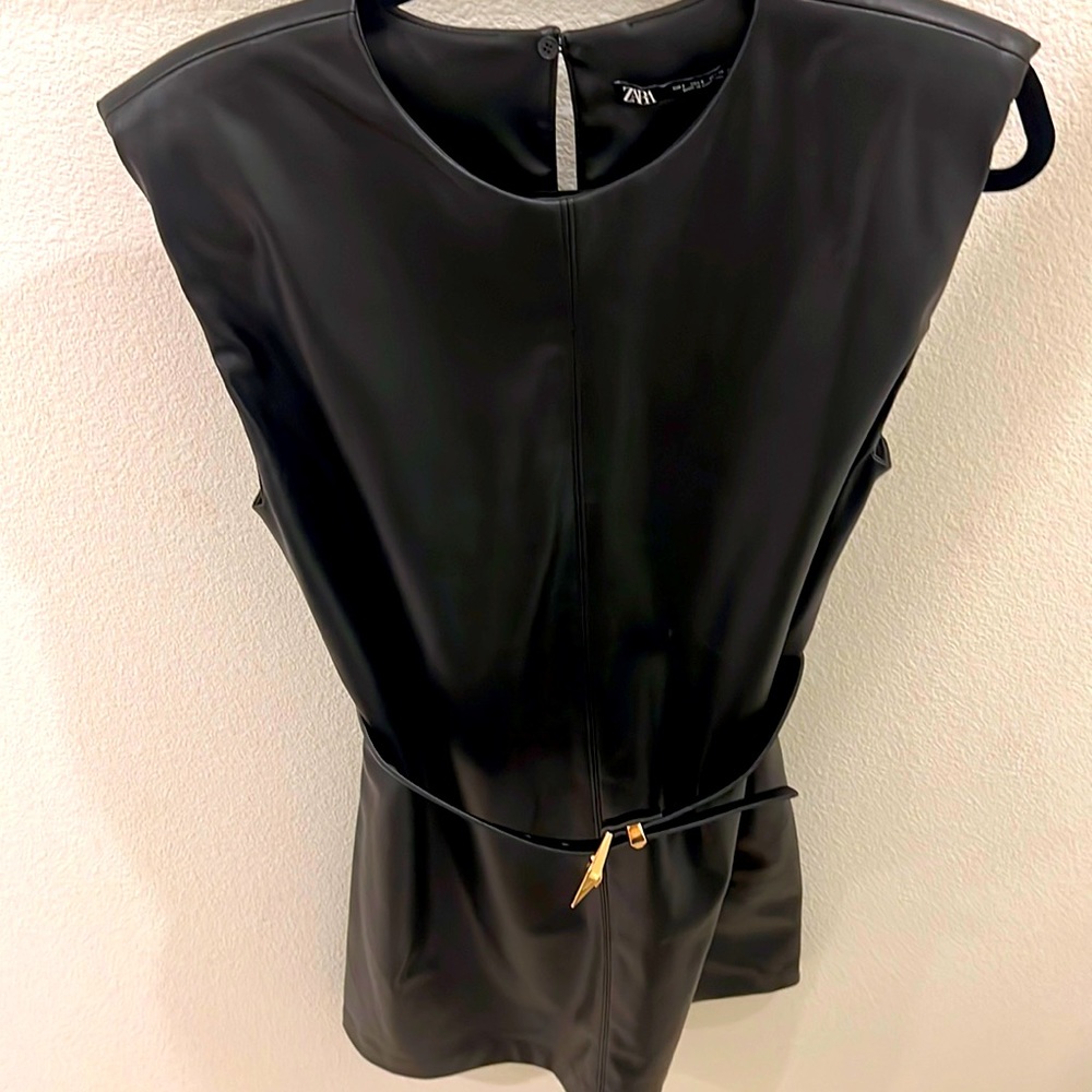 Zara blk faux leather dress with shoulder pads and belt